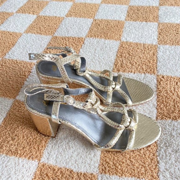 H&M GOLD GRECIAN STRAP HEEL PUMP SIZE 40 - Picture 6 of 7